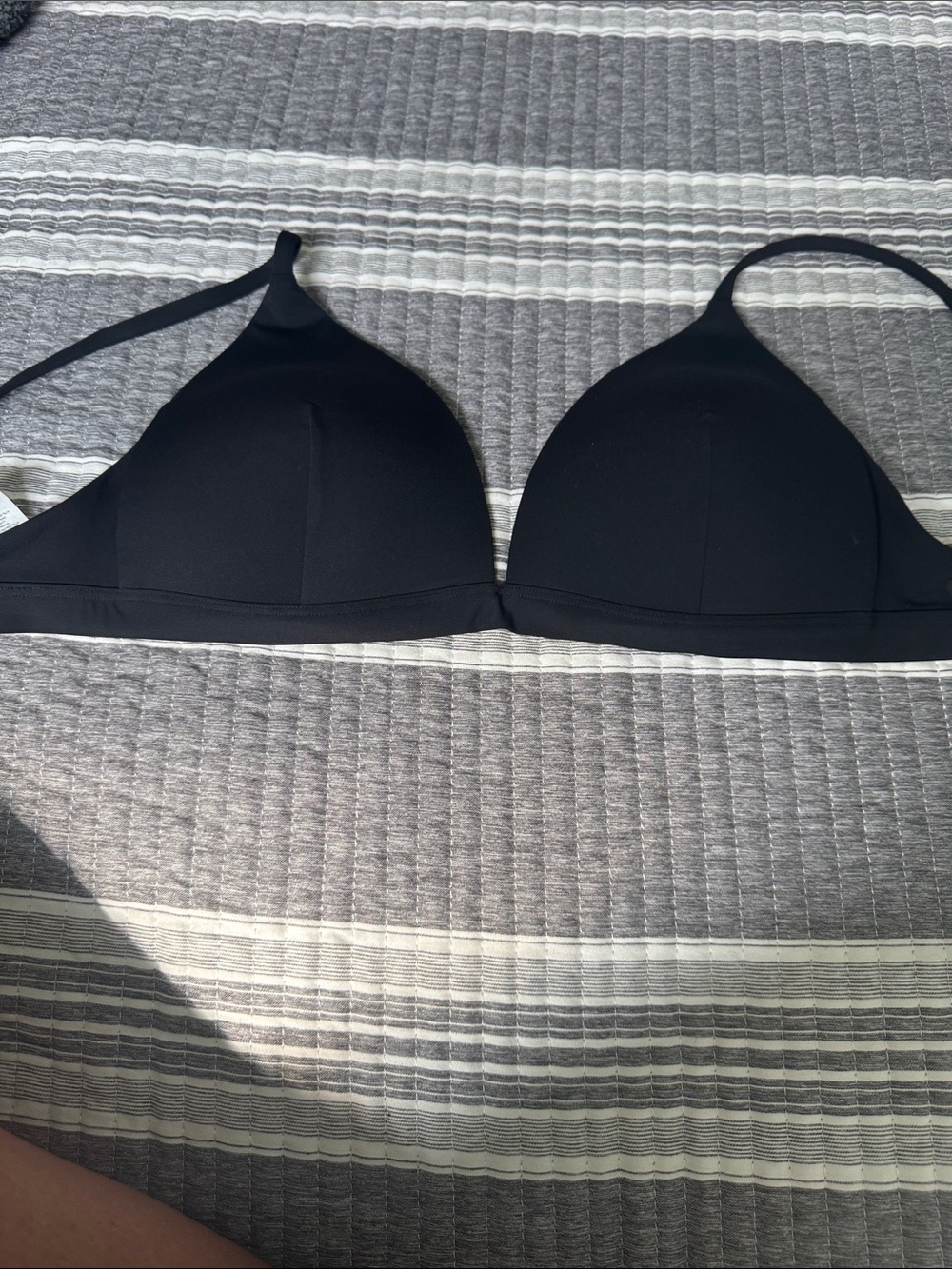 Lululemon Deep Sea Swim Top D Cup nwt sz 6